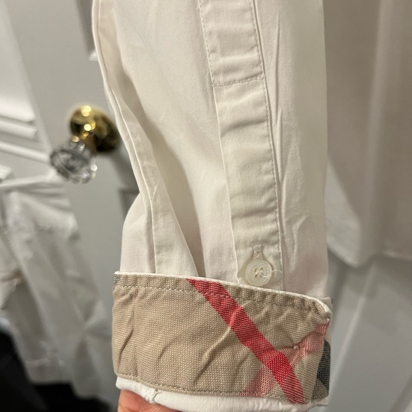 🌟HOST PICK🌟 Burberry White button down Classic Checked cuff - Picture 12 of 13